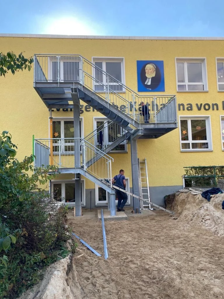Außentreppe mit Podest