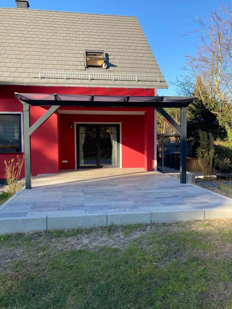 Terrassenüberdachung aus Metall